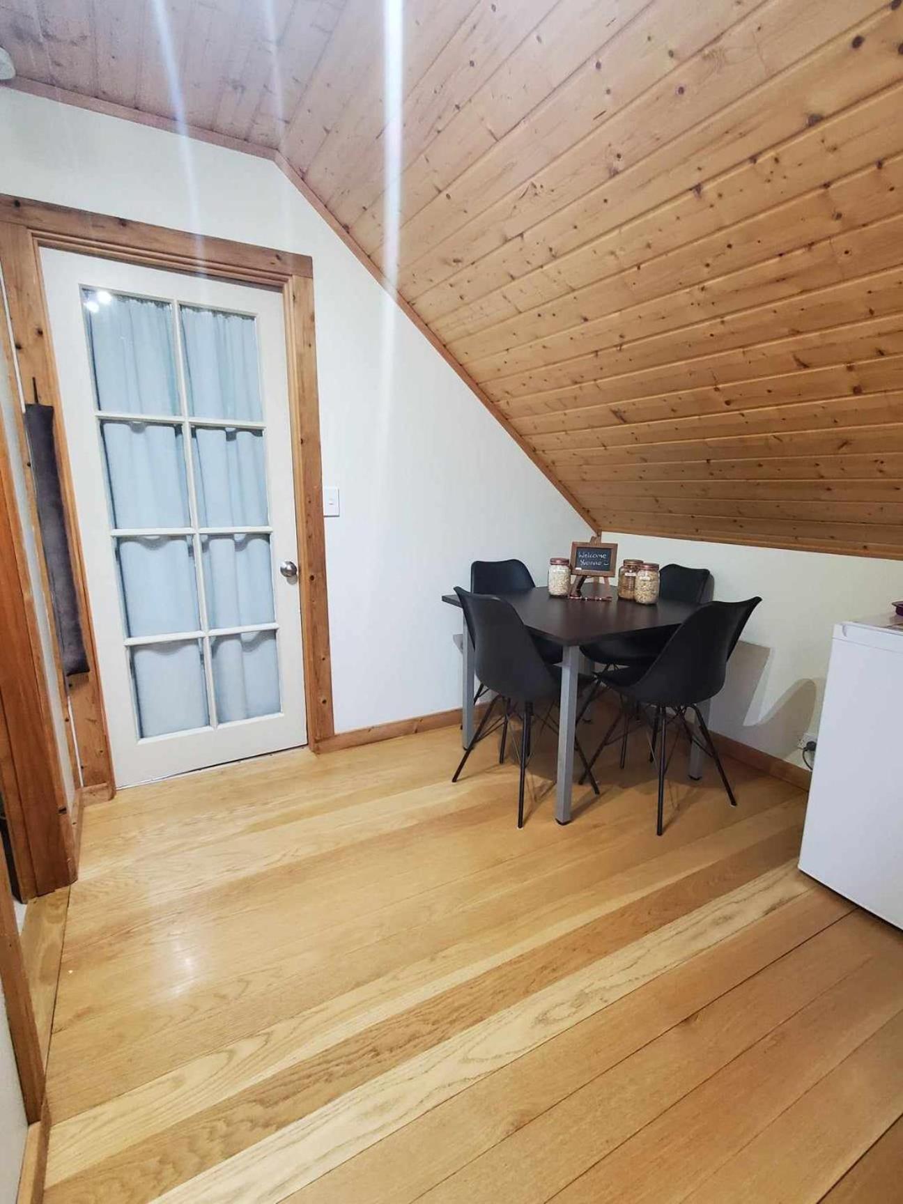 Villa Rail Trail Retreat Loft Alexandra Exterior foto
